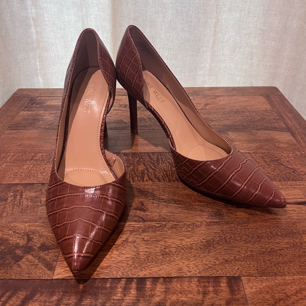 Nine West Chocolate Croc-Embossed Heels